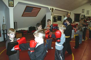 kung  fu, Karate, Self-defense, ultimate fighting!